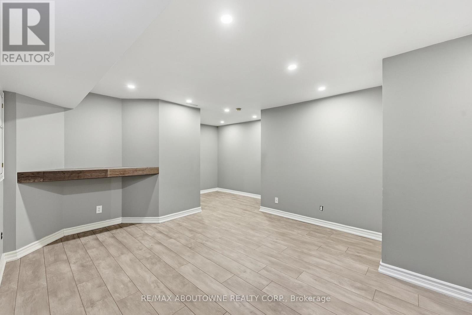 2665 Castle Hill Crescent, Oakville, Ontario  L6H 6J1 - Photo 32 - W12976132