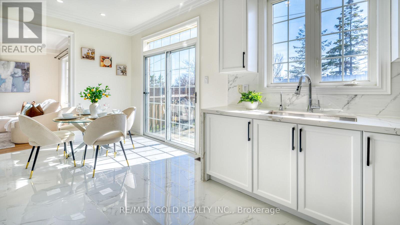 28 Prada Court, Brampton, Ontario  L6P 2K1 - Photo 20 - W13057590