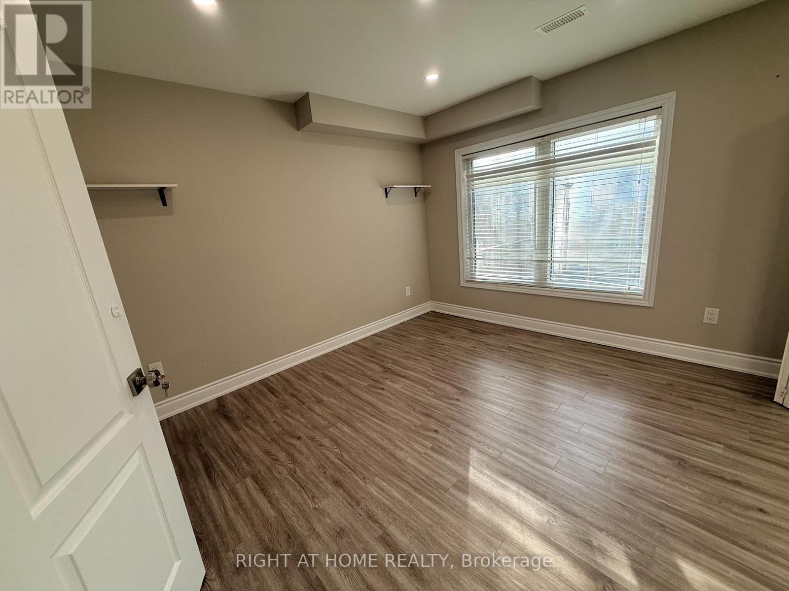 H Lower Level - 1 Chisholm Street, Orangeville, Ontario  L9W 6Y6 - Photo 10 - W13045932