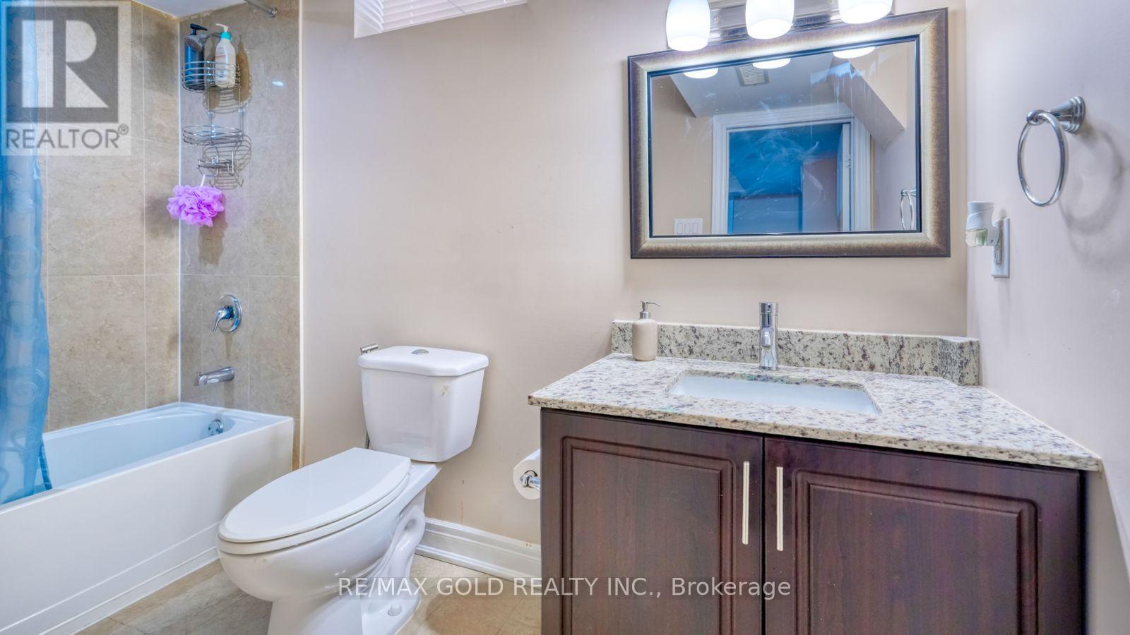 28 Prada Court, Brampton, Ontario  L6P 2K1 - Photo 38 - W13057590