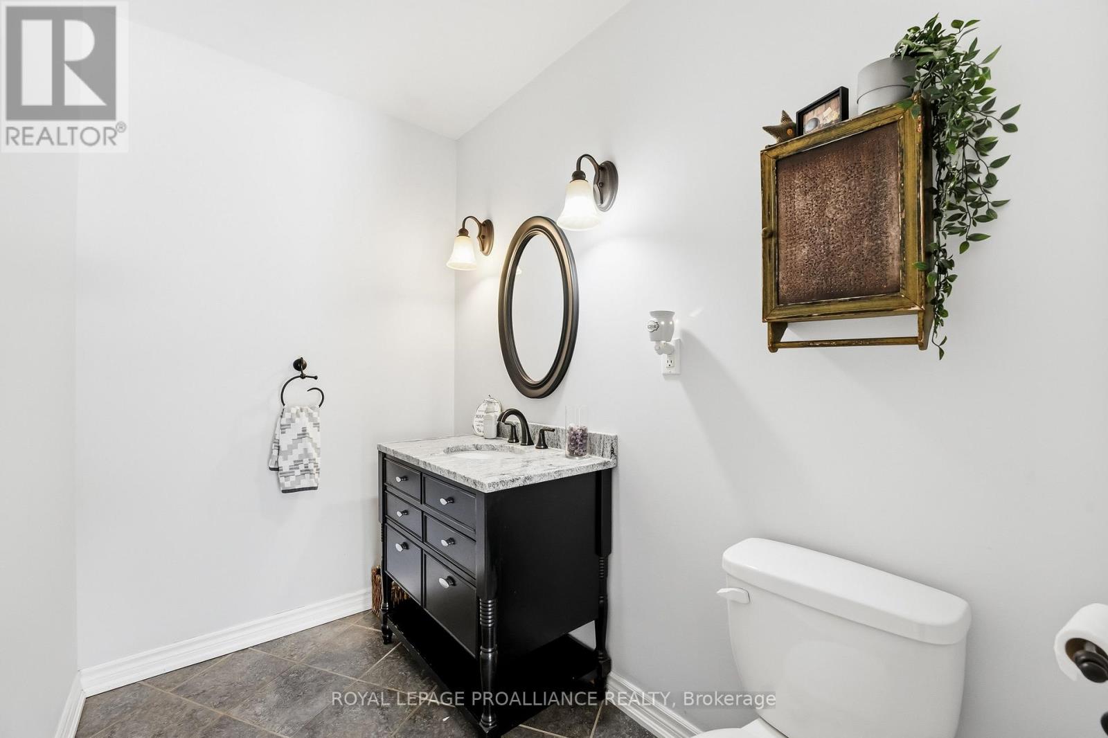 42 Nichols Road, Quinte West, Ontario  K0K 1H0 - Photo 15 - X12924822