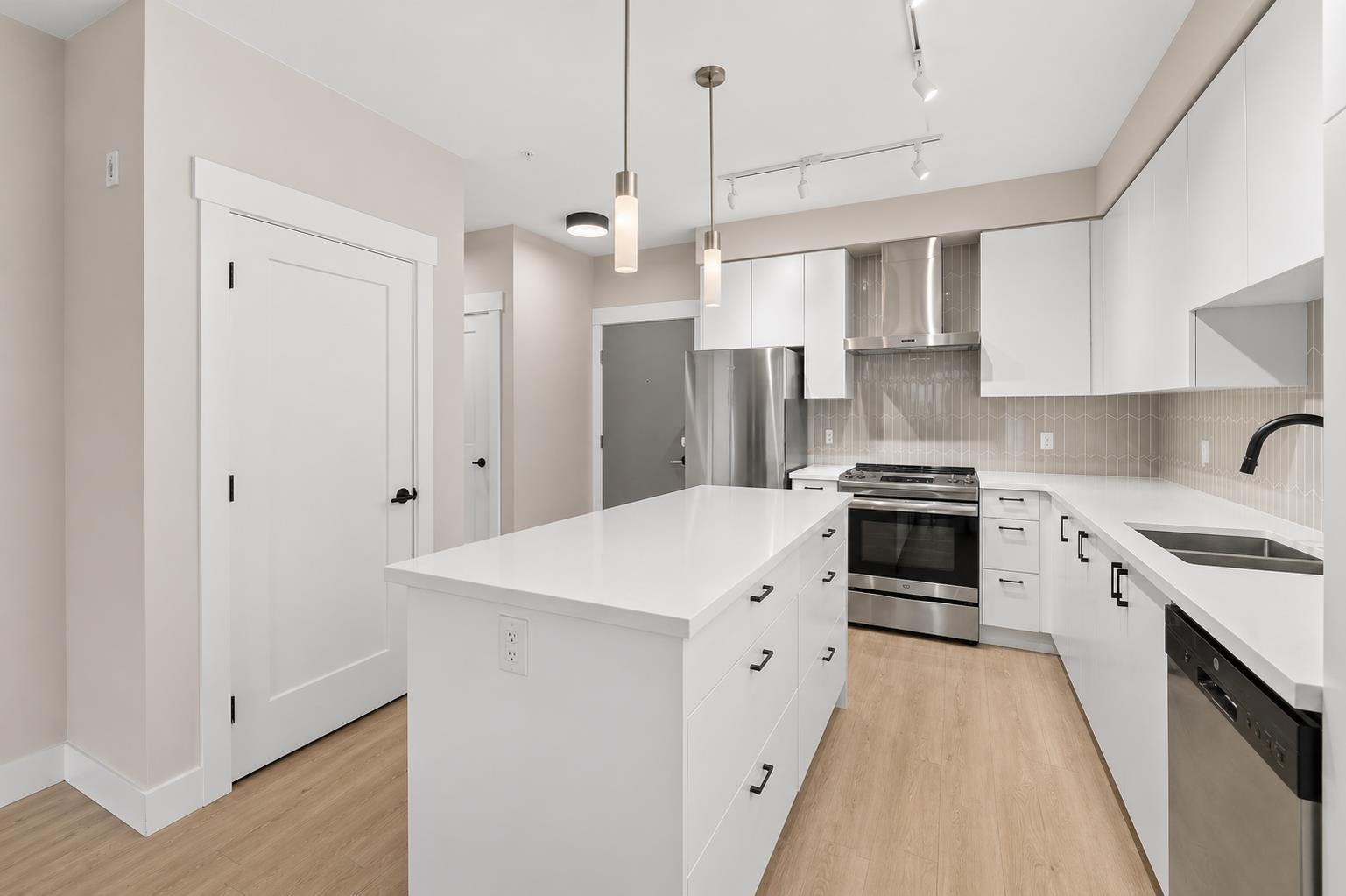 B208 20838 78b Avenue, Langley, British Columbia  V2Y 3M2 - Photo 6 - R3117112