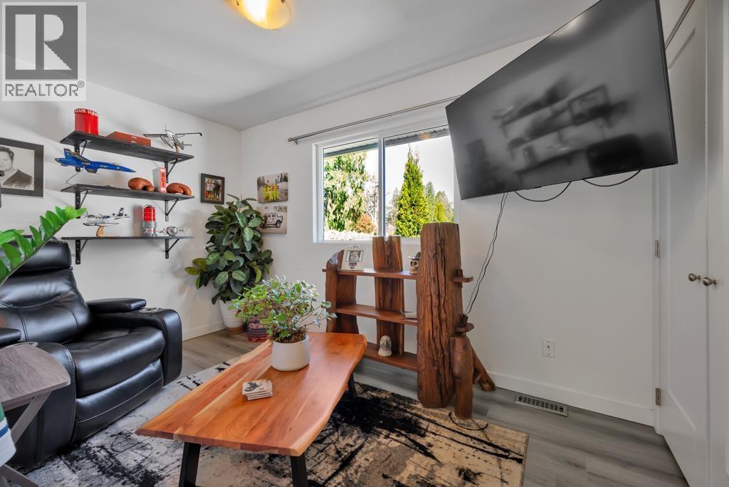 21199 River Road, Maple Ridge, British Columbia  V2X 2A5 - Photo 23 - R3108213