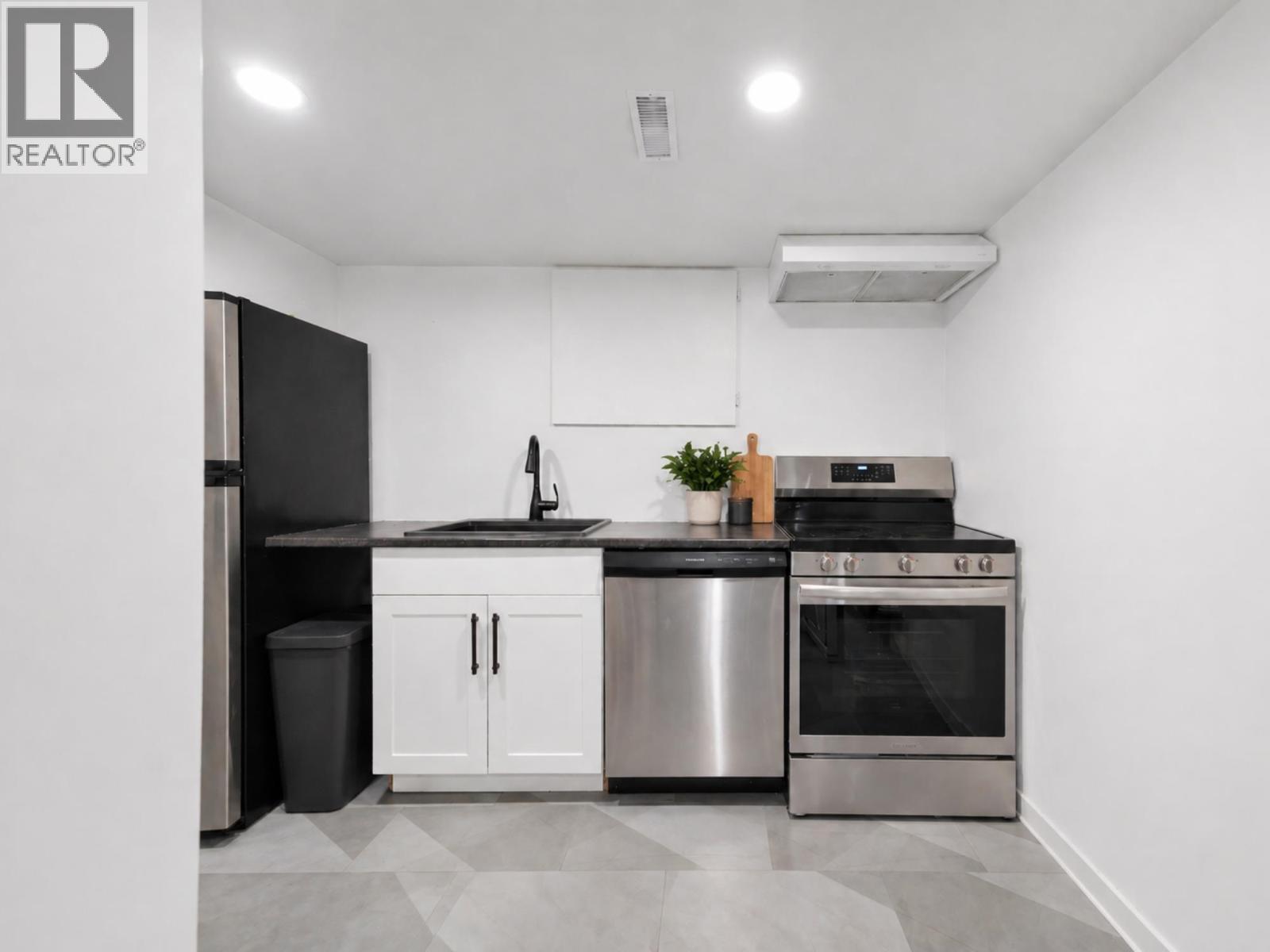 21199 River Road, Maple Ridge, British Columbia  V2X 2A5 - Photo 26 - R3108213