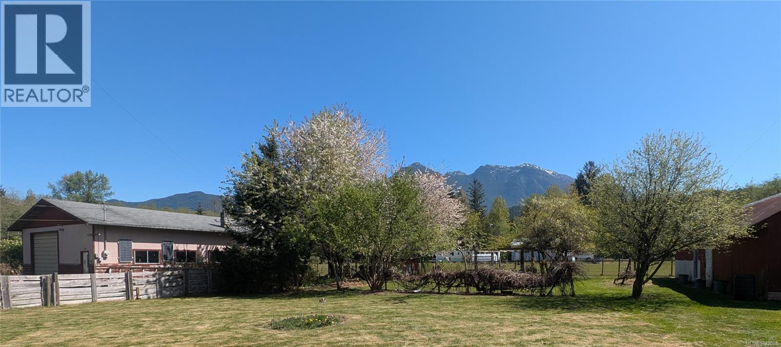 1430 Phye Pl, Sayward, British Columbia