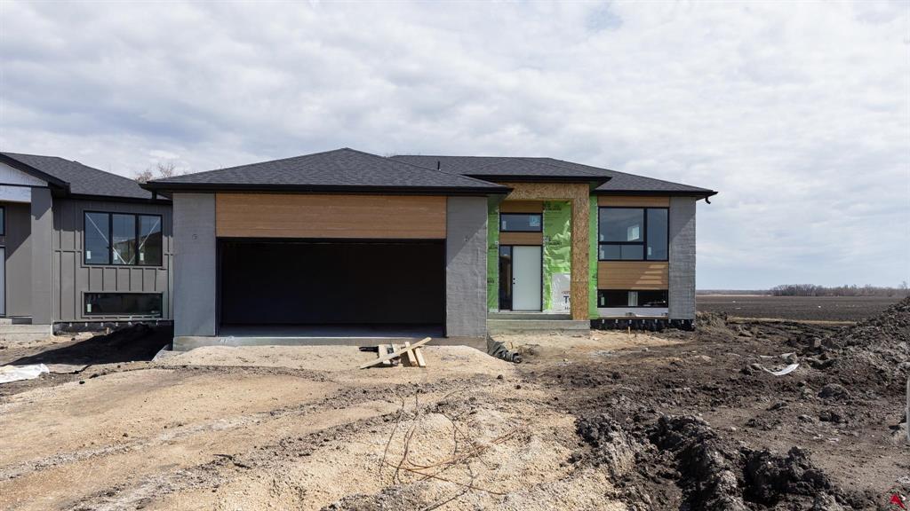 76 Sterling Crescent, Steinbach, Manitoba