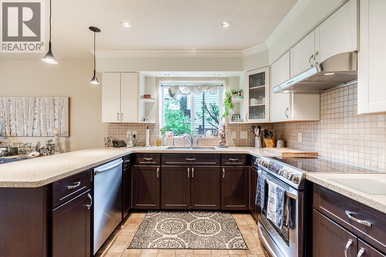 1249 Royal Court, Port Coquitlam, British Columbia  V3C 5X3 - Photo 15 - R3117318