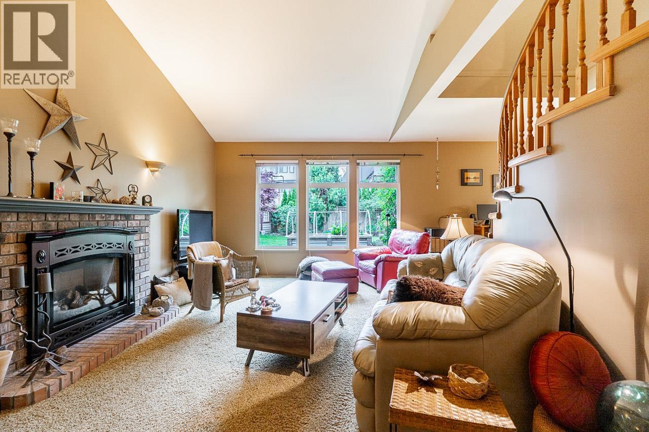 1249 Royal Court, Port Coquitlam, British Columbia  V3C 5X3 - Photo 8 - R3117318