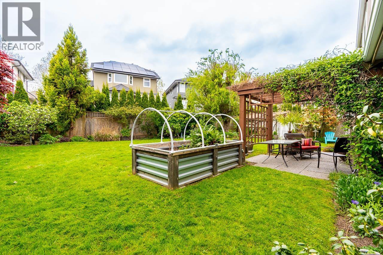 1249 Royal Court, Port Coquitlam, British Columbia  V3C 5X3 - Photo 37 - R3117318