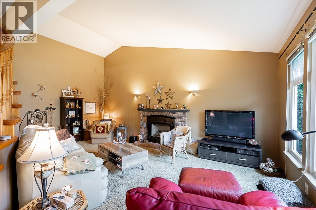 1249 Royal Court, Port Coquitlam, British Columbia  V3C 5X3 - Photo 9 - R3117318