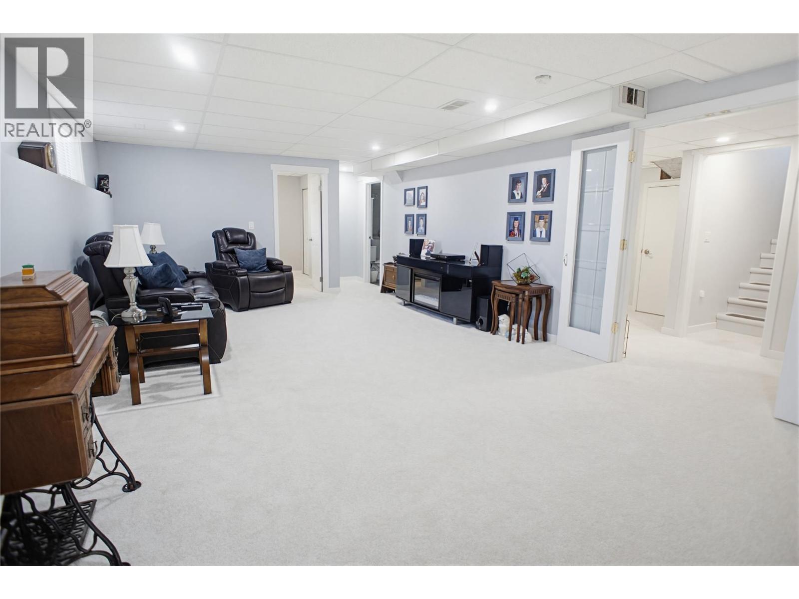 2020 Van Horne Drive Unit# 8, Kamloops, British Columbia  V1S 1G3 - Photo 16 - 10377401