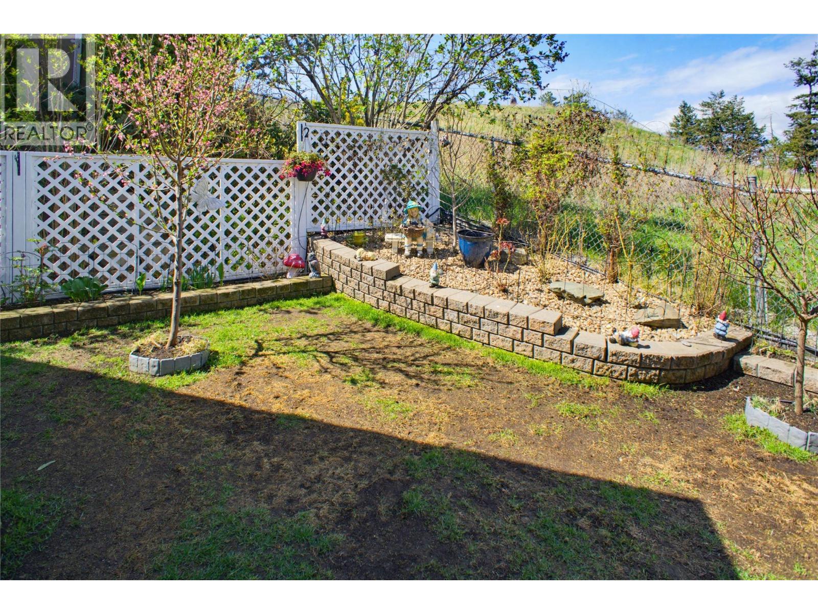 2020 Van Horne Drive Unit# 8, Kamloops, British Columbia  V1S 1G3 - Photo 28 - 10377401