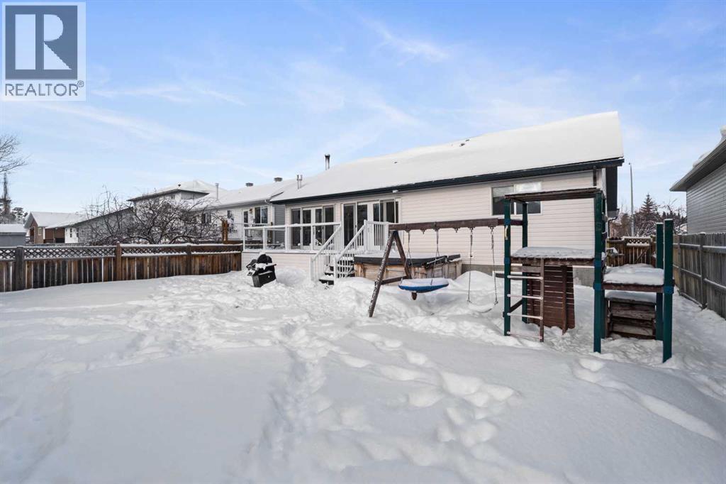 27 Park Circle, Whitecourt, Alberta  T7S 1V3 - Photo 31 - A2288301