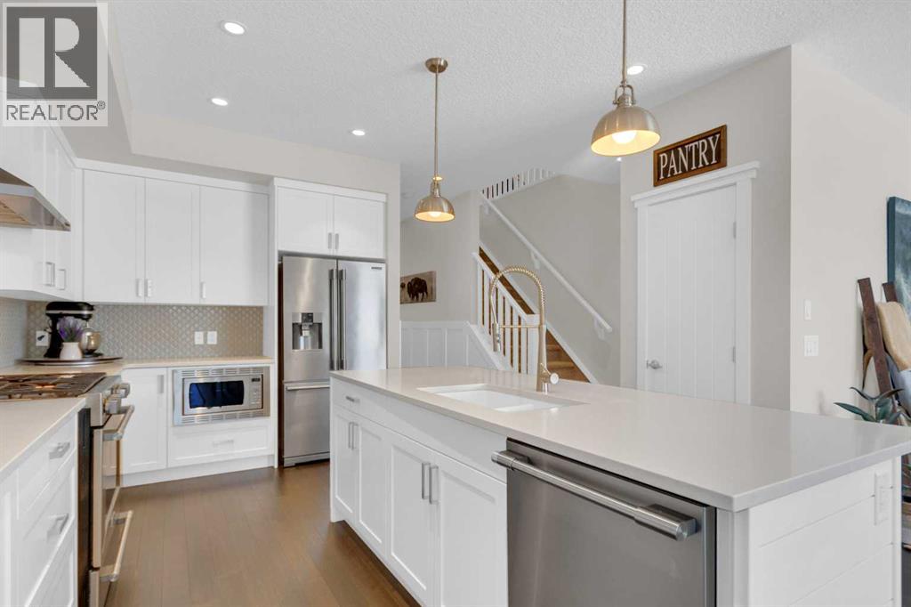 21 Masters Place SE, Calgary, Alberta  T3M 2L4 - Photo 3 - A2299736