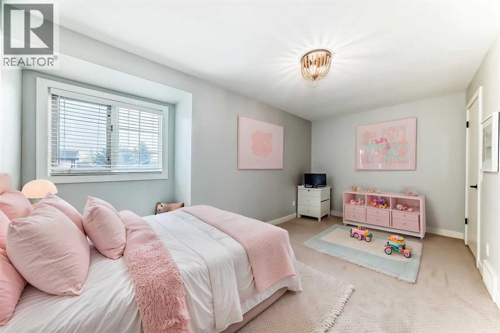 47 Canterbury Court Sw, Calgary, Alberta  T2W 6C2 - Photo 33 - A2305514