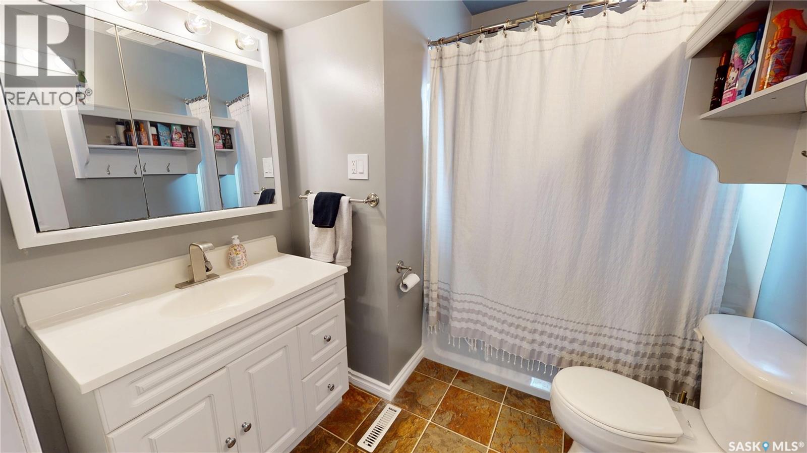 514 Gertie Street, Moosomin, Saskatchewan  S0G 3N0 - Photo 21 - SK034221