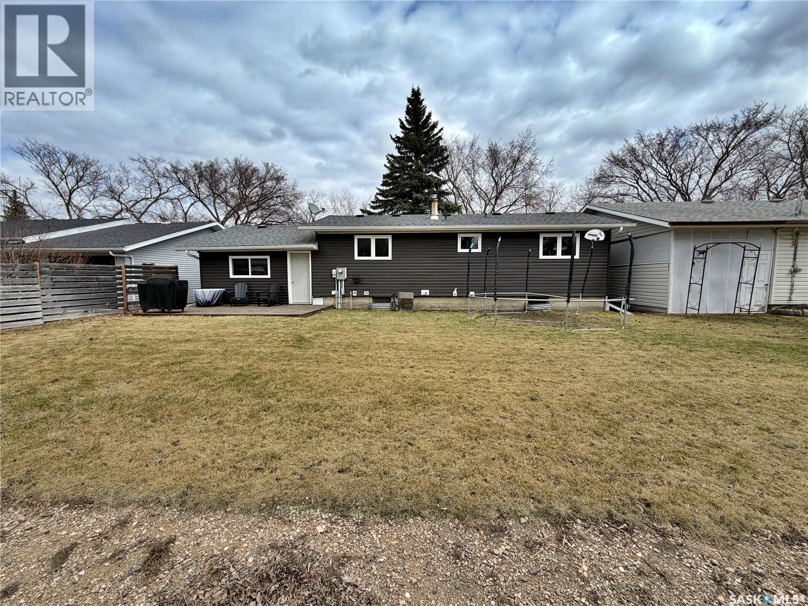514 Gertie Street, Moosomin, Saskatchewan  S0G 3N0 - Photo 39 - SK034221