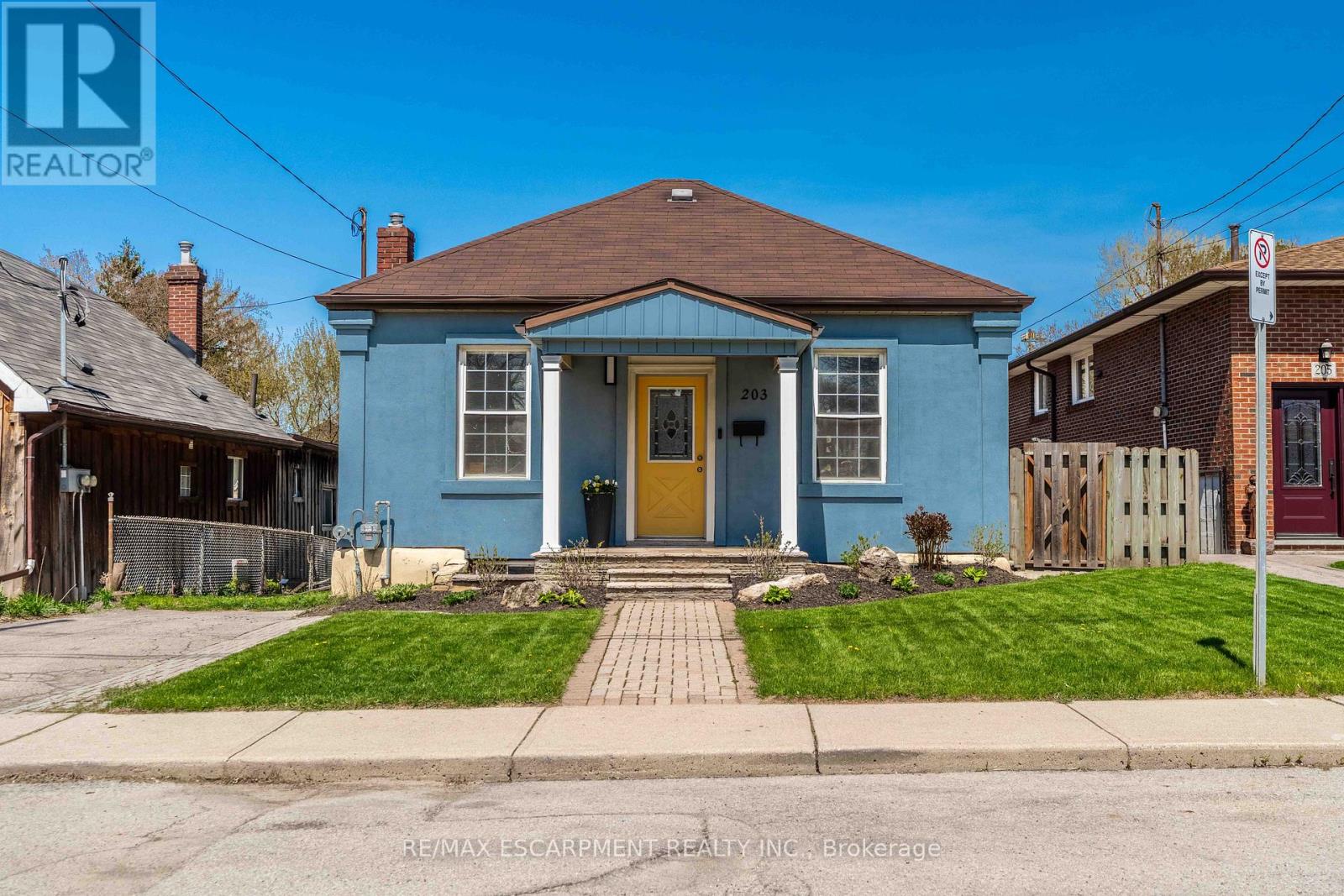 203 Wood Street E, Hamilton, Ontario  L8L 3Z2 - Photo 1 - X13059538