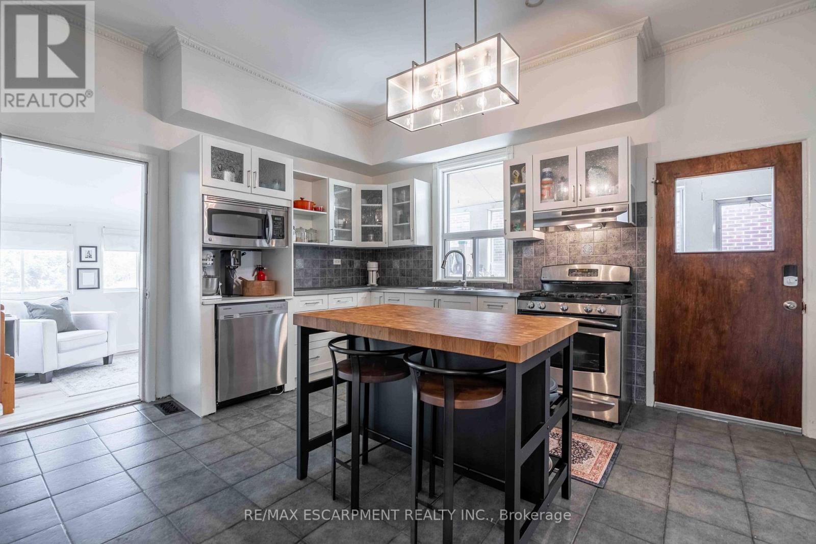 203 Wood Street E, Hamilton, Ontario  L8L 3Z2 - Photo 9 - X13059538