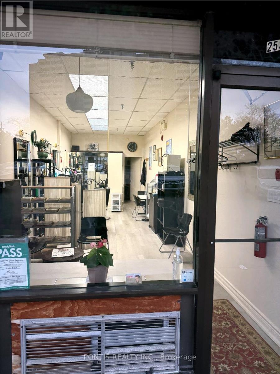 2531 Pharmacy Avenue, Toronto, Ontario  M1W 2K2 - Photo 13 - E12995202