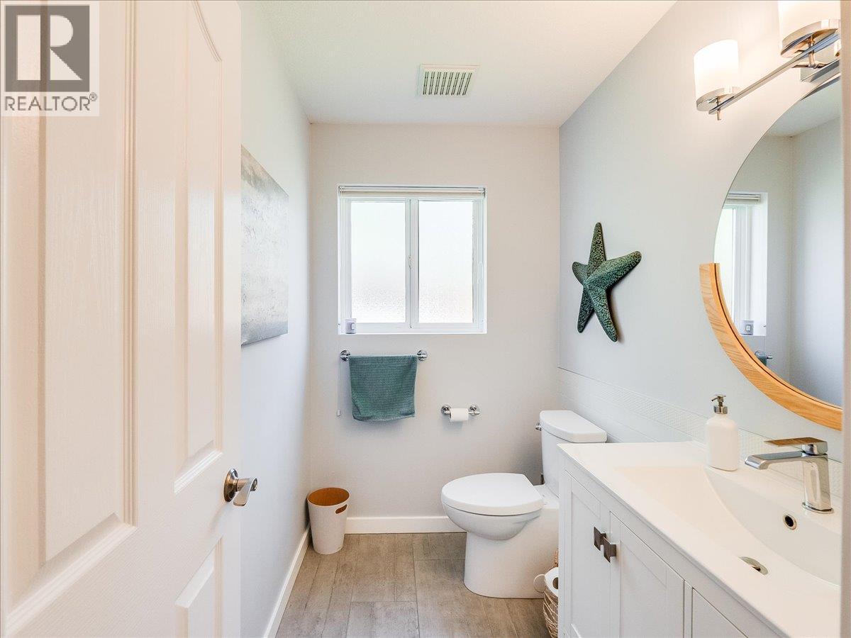 3312 Southridge Drive, Castlegar, British Columbia  V1N 4G1 - Photo 89 - 10385224