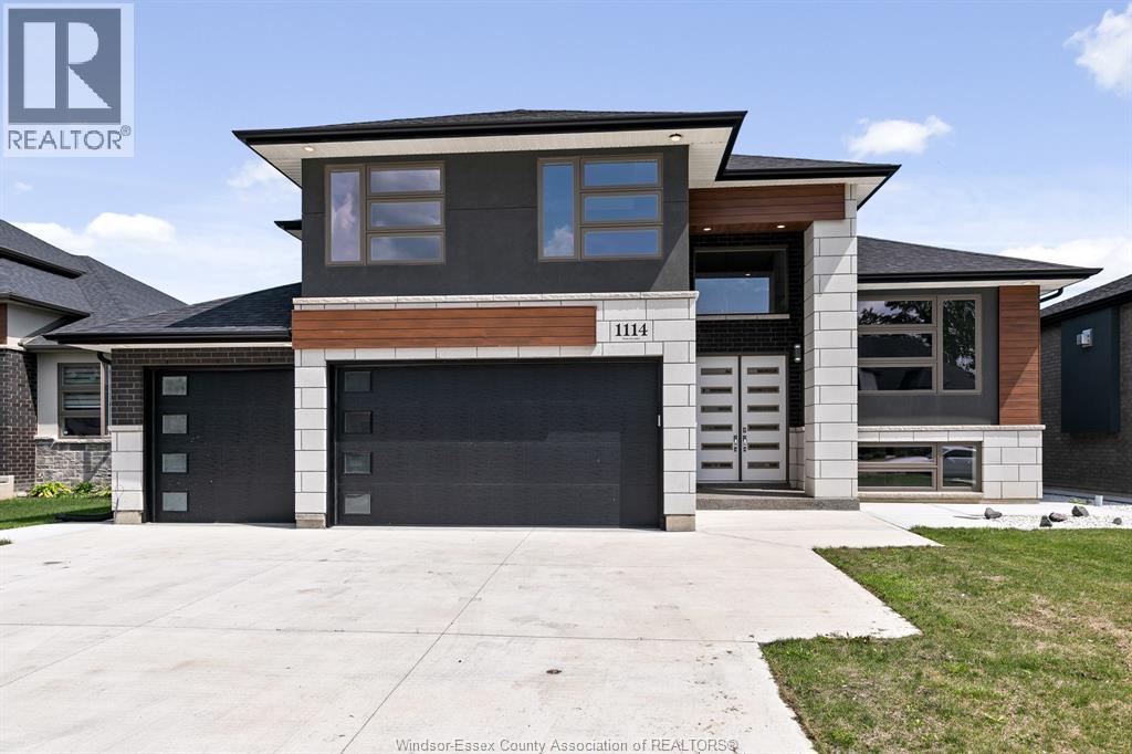 1114 CHATEAU, Windsor, Ontario