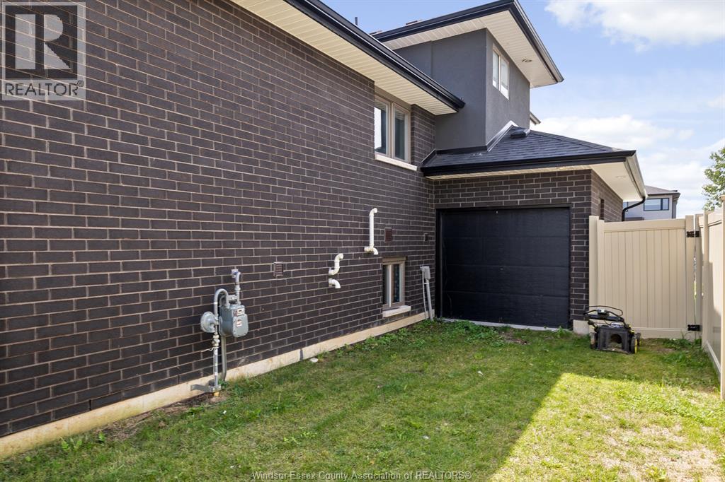 1114 Chateau, Windsor, Ontario  N8R 0A6 - Photo 35 - 26009600