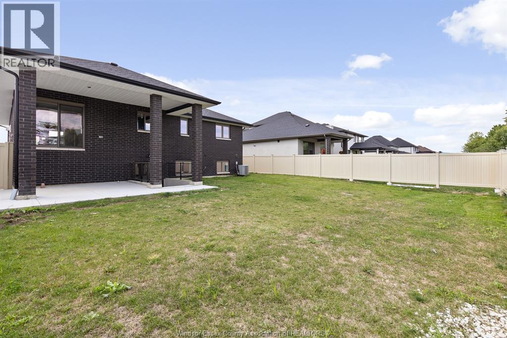 1114 Chateau, Windsor, Ontario  N8R 0A6 - Photo 37 - 26009600