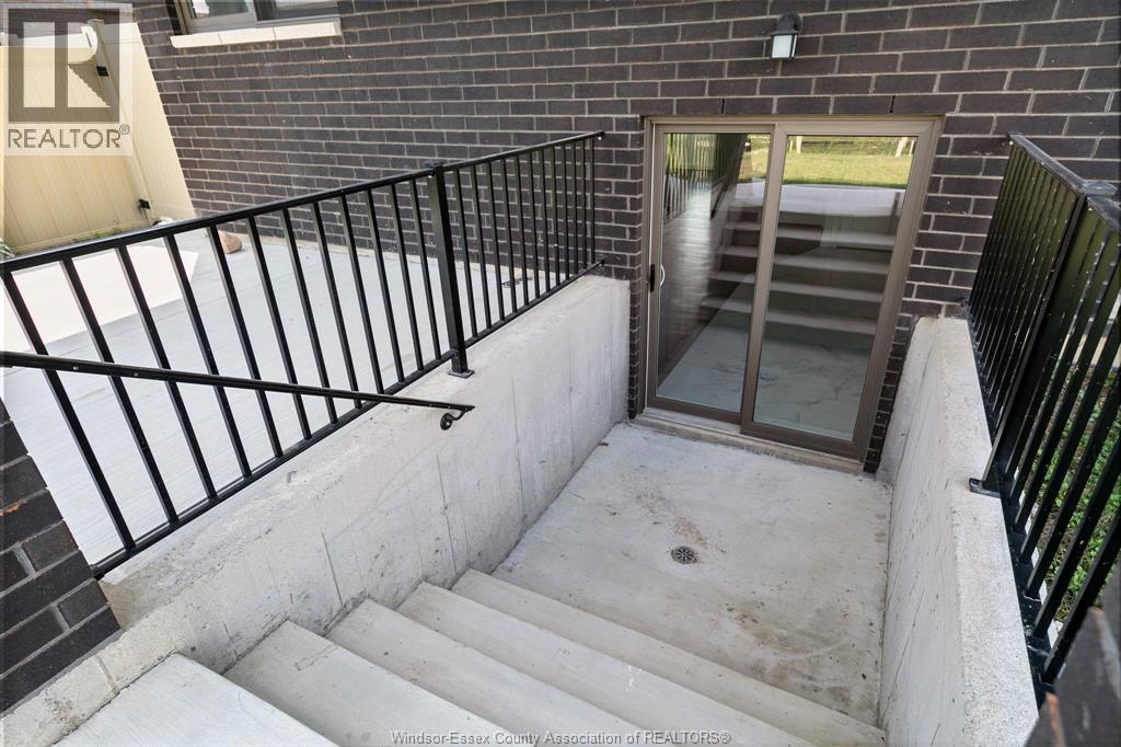 1114 Chateau, Windsor, Ontario  N8R 0A6 - Photo 36 - 26009600