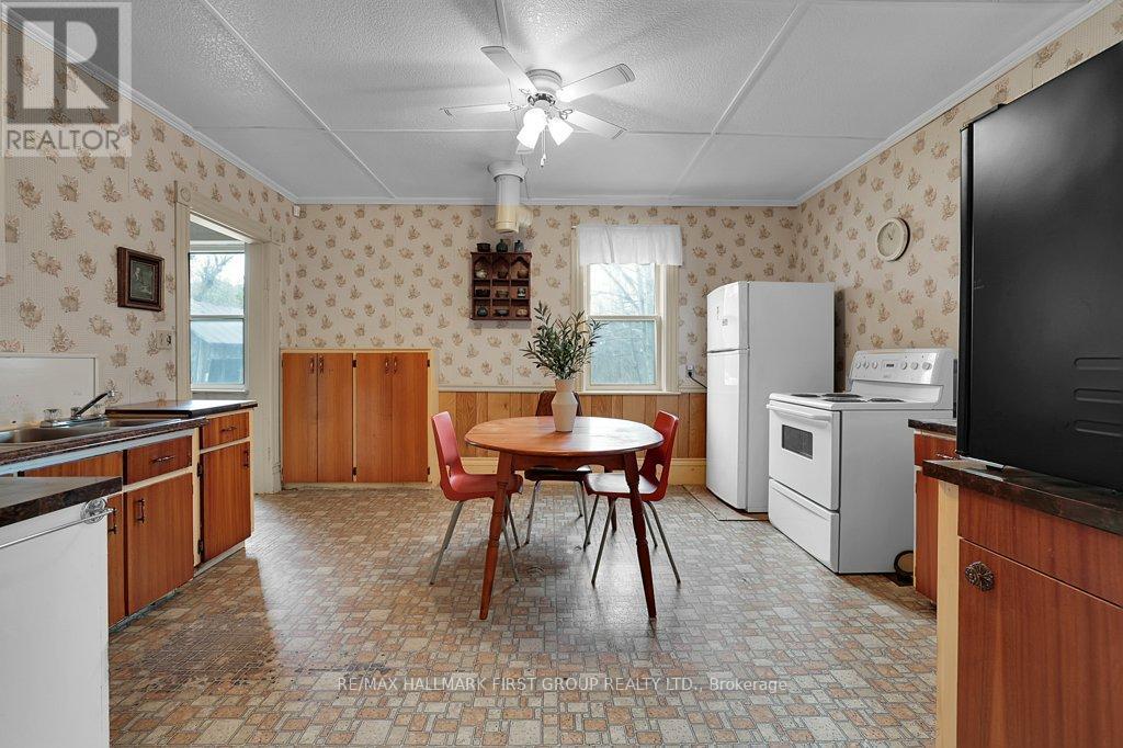 324 Thomasburg Road, Centre Hastings, Ontario  K0K 3H0 - Photo 12 - X13059724