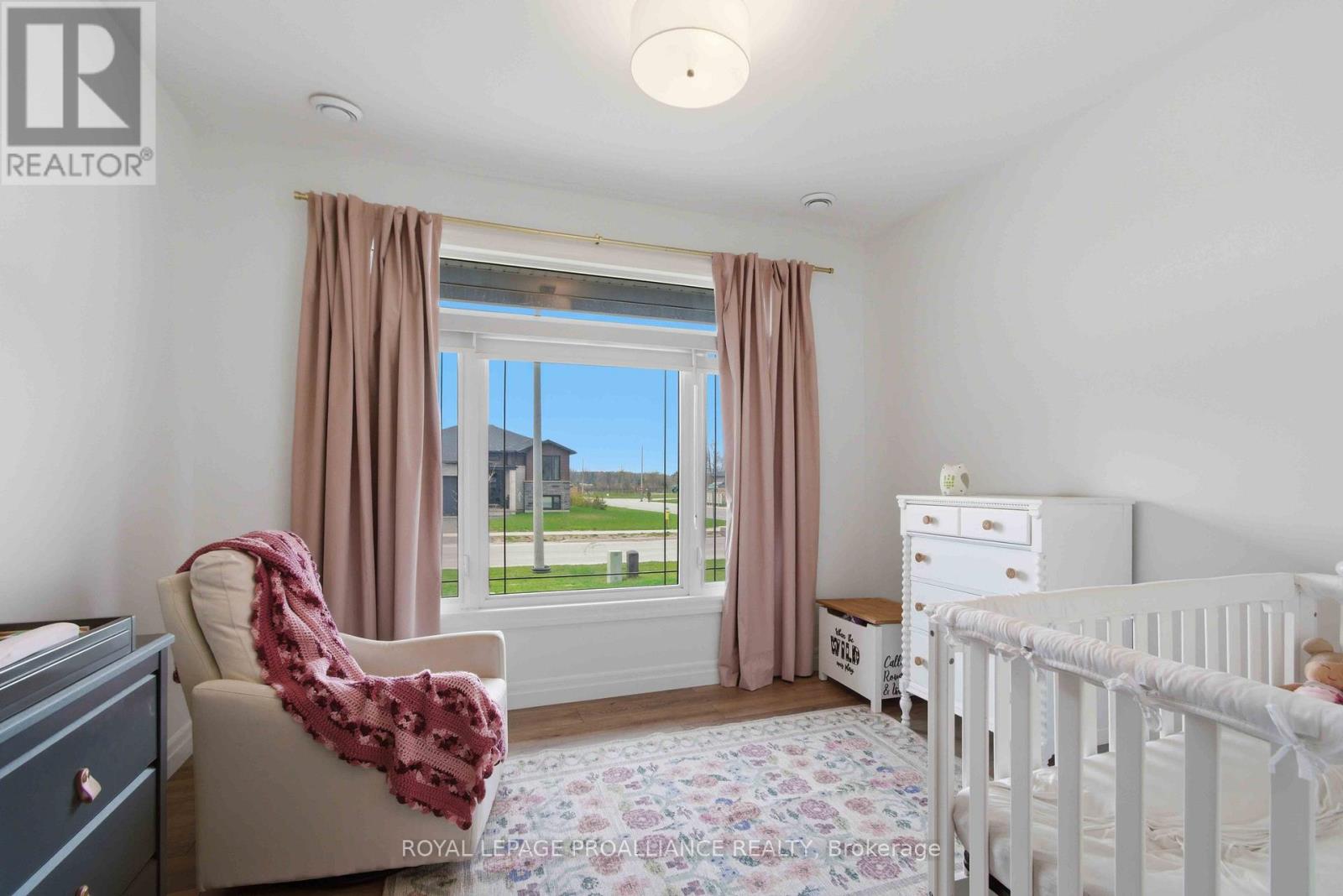 31 Schmidt Way, Quinte West, Ontario  K8V 0L5 - Photo 10 - X13059762