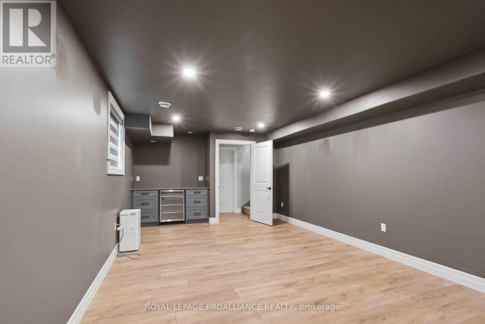 31 Schmidt Way, Quinte West, Ontario  K8V 0L5 - Photo 14 - X13059762