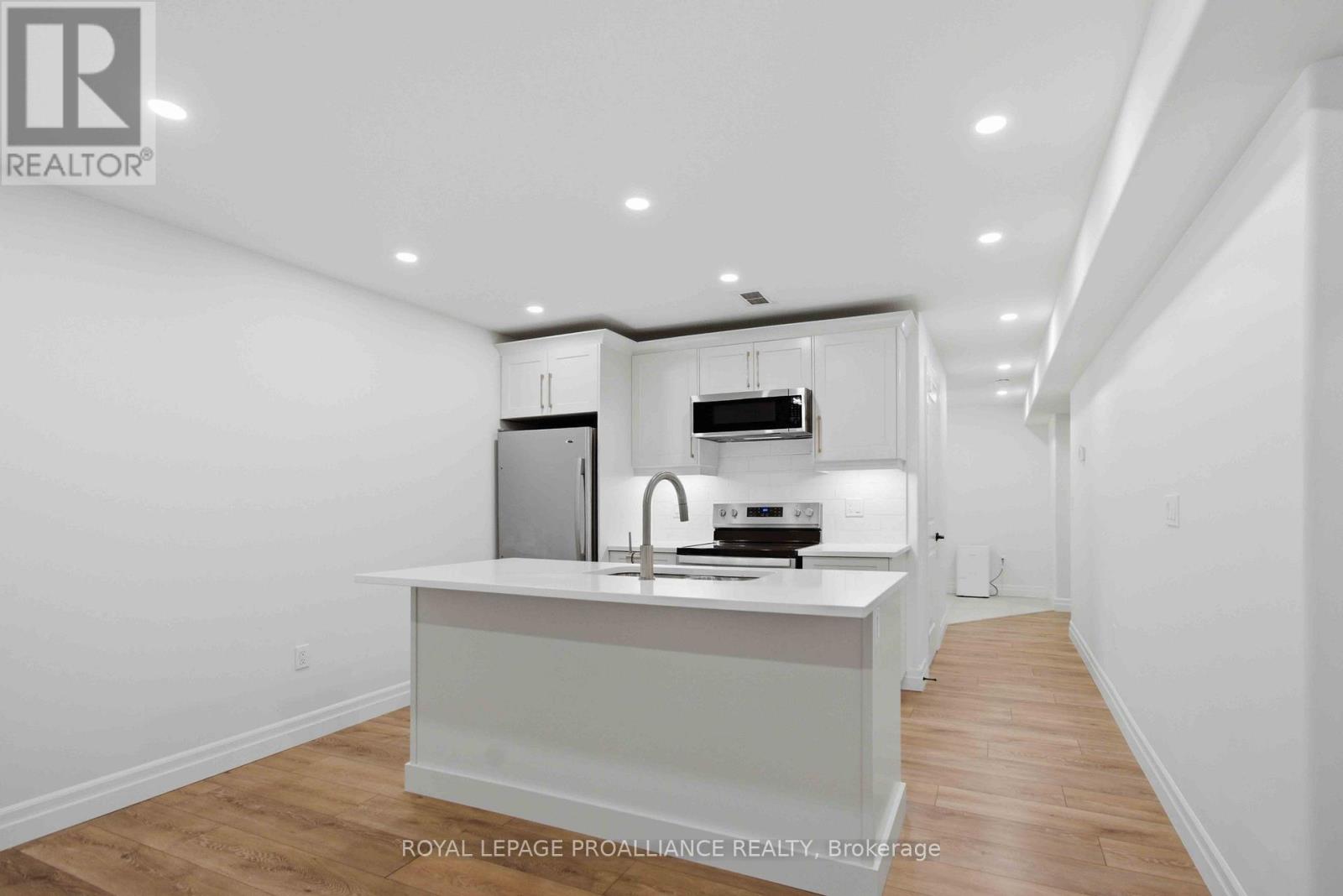 31 Schmidt Way, Quinte West, Ontario  K8V 0L5 - Photo 15 - X13059762