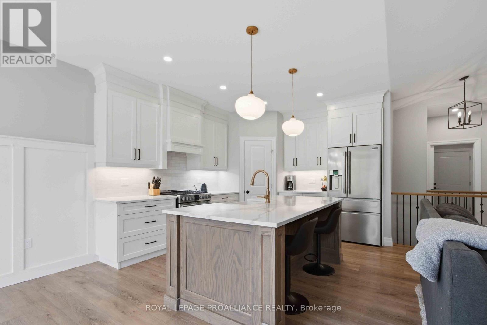 31 Schmidt Way, Quinte West, Ontario  K8V 0L5 - Photo 5 - X13059762