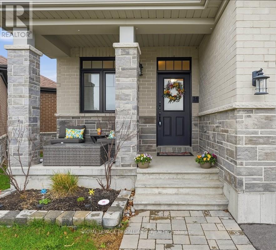 14 Athabaska Drive, Belleville, Ontario  K8N 0T7 - Photo 2 - X13059774