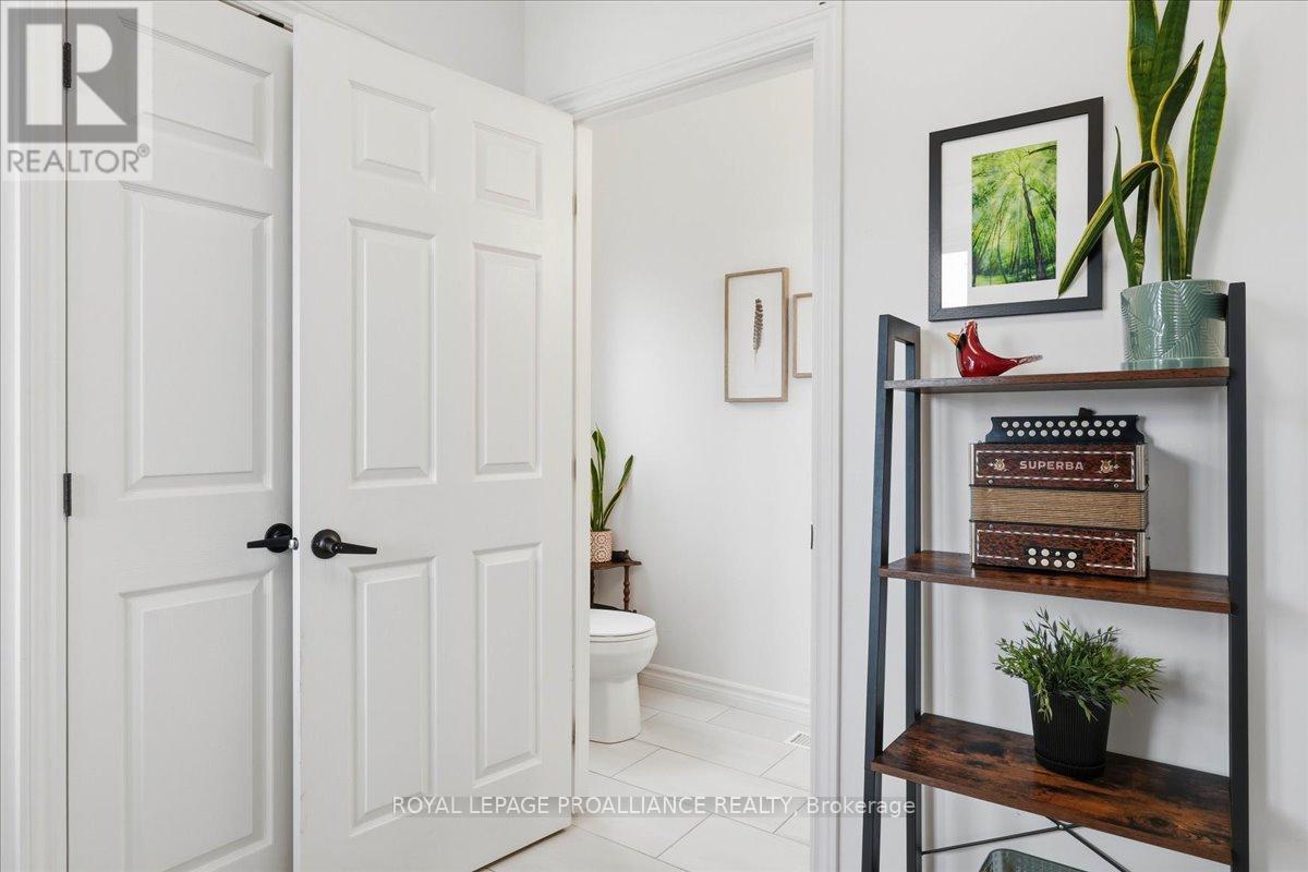 14 Athabaska Drive, Belleville, Ontario  K8N 0T7 - Photo 20 - X13059774