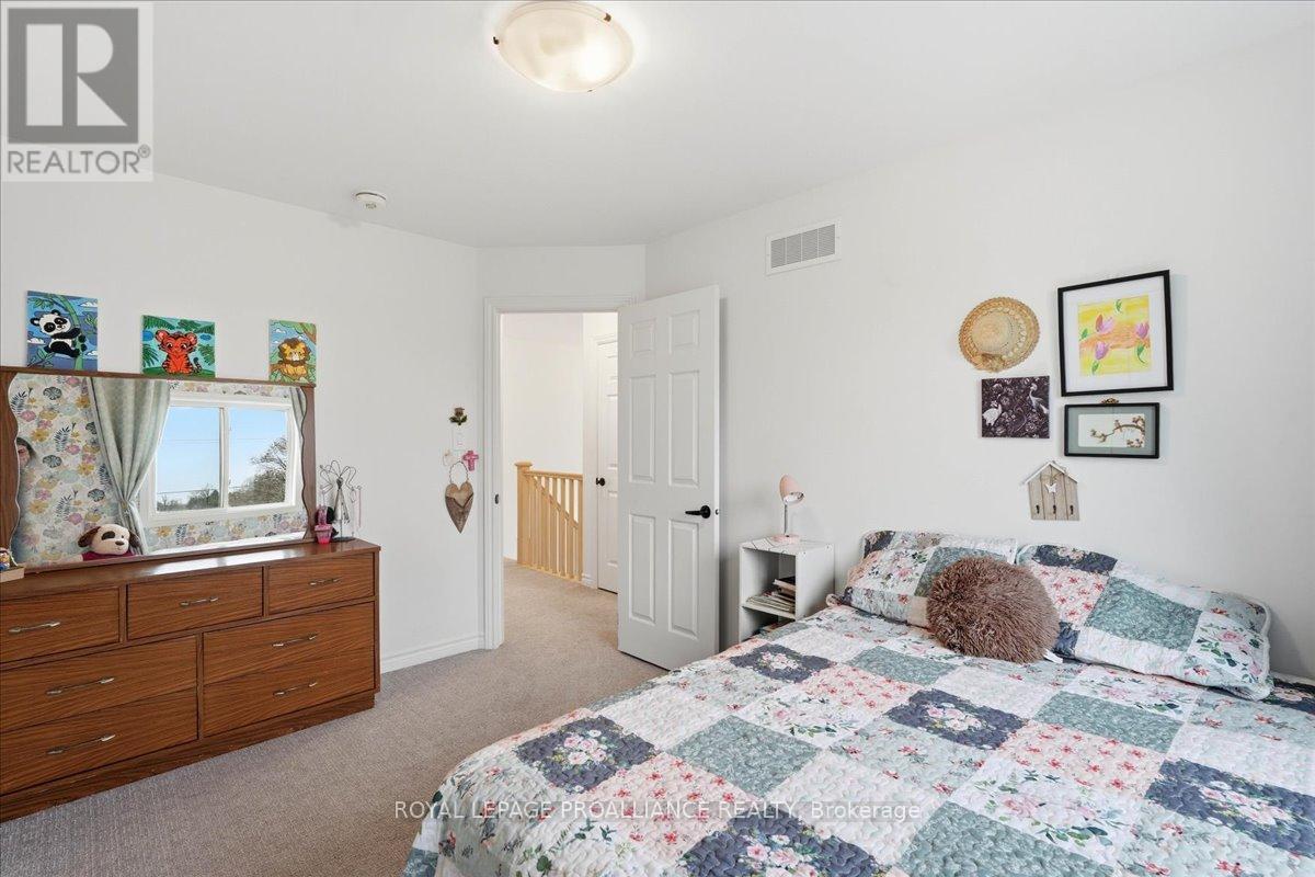 14 Athabaska Drive, Belleville, Ontario  K8N 0T7 - Photo 29 - X13059774