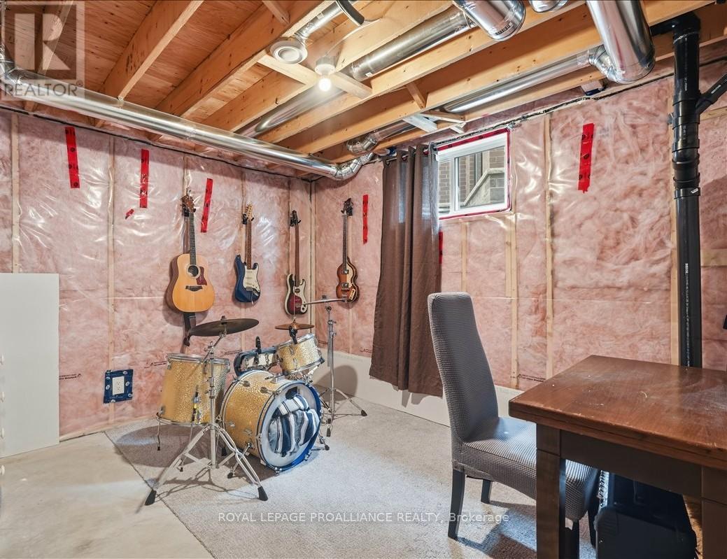 14 Athabaska Drive, Belleville, Ontario  K8N 0T7 - Photo 37 - X13059774