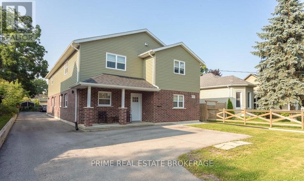 $1,900 Monthly3 - 41 Erie Street, St. Thomas, Ontario