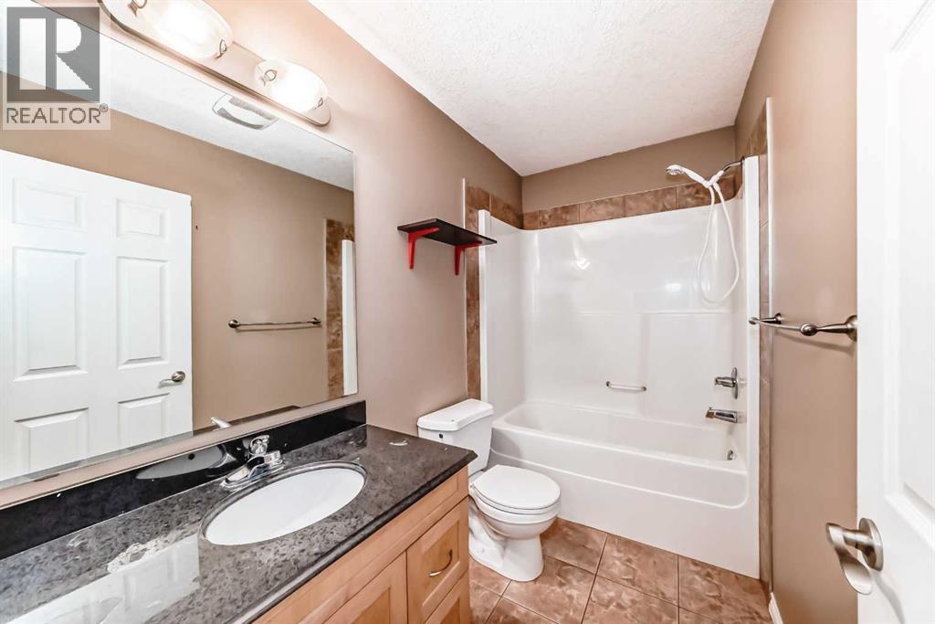 207, 620 Luxstone Landing SW, Airdrie, Alberta  T4B 0B5 - Photo 32 - A2291301