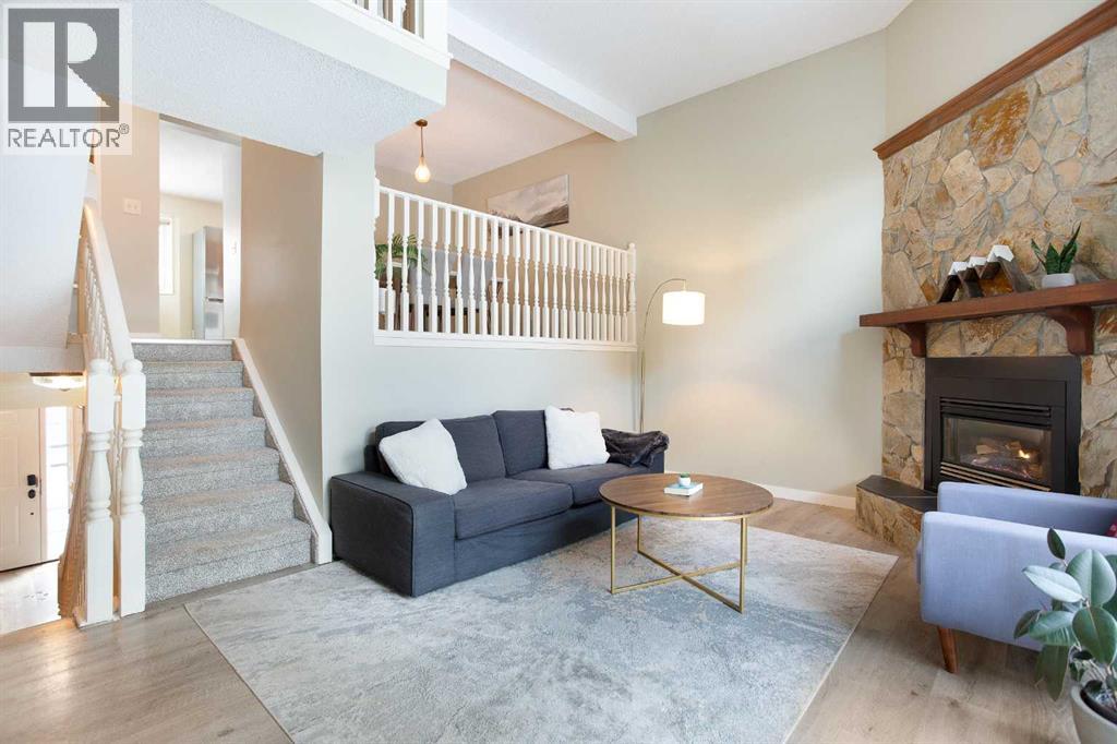 73, 23 Glamis Drive SW, Calgary, Alberta  T3E 6S3 - Photo 2 - A2296259