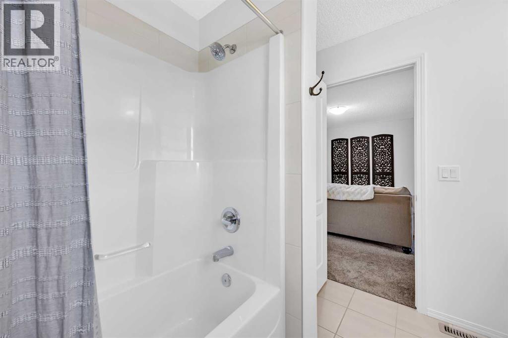 30 Cranarch View Se, Calgary, Alberta  T3M 2J3 - Photo 32 - A2298117