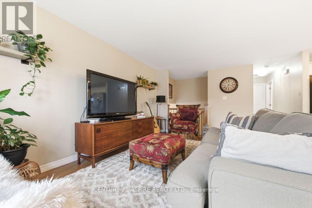 30 Morning Star Street, Petawawa, Ontario  K8H 0A1 - Photo 10 - X13059658