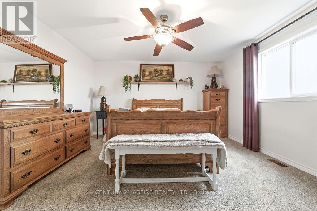 30 Morning Star Street, Petawawa, Ontario  K8H 0A1 - Photo 19 - X13059658