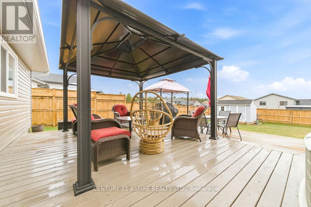 30 Morning Star Street, Petawawa, Ontario  K8H 0A1 - Photo 39 - X13059658