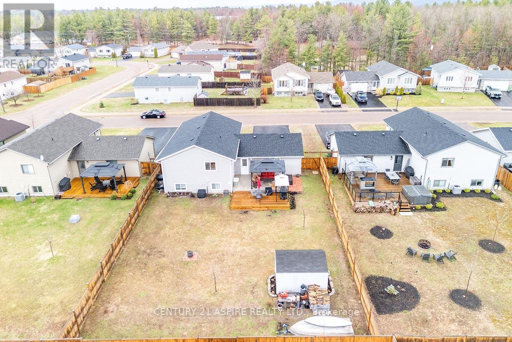 30 Morning Star Street, Petawawa, Ontario  K8H 0A1 - Photo 45 - X13059658