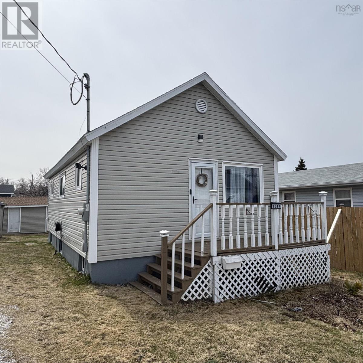 3515 Ross Avenue, New Waterford, Nova Scotia