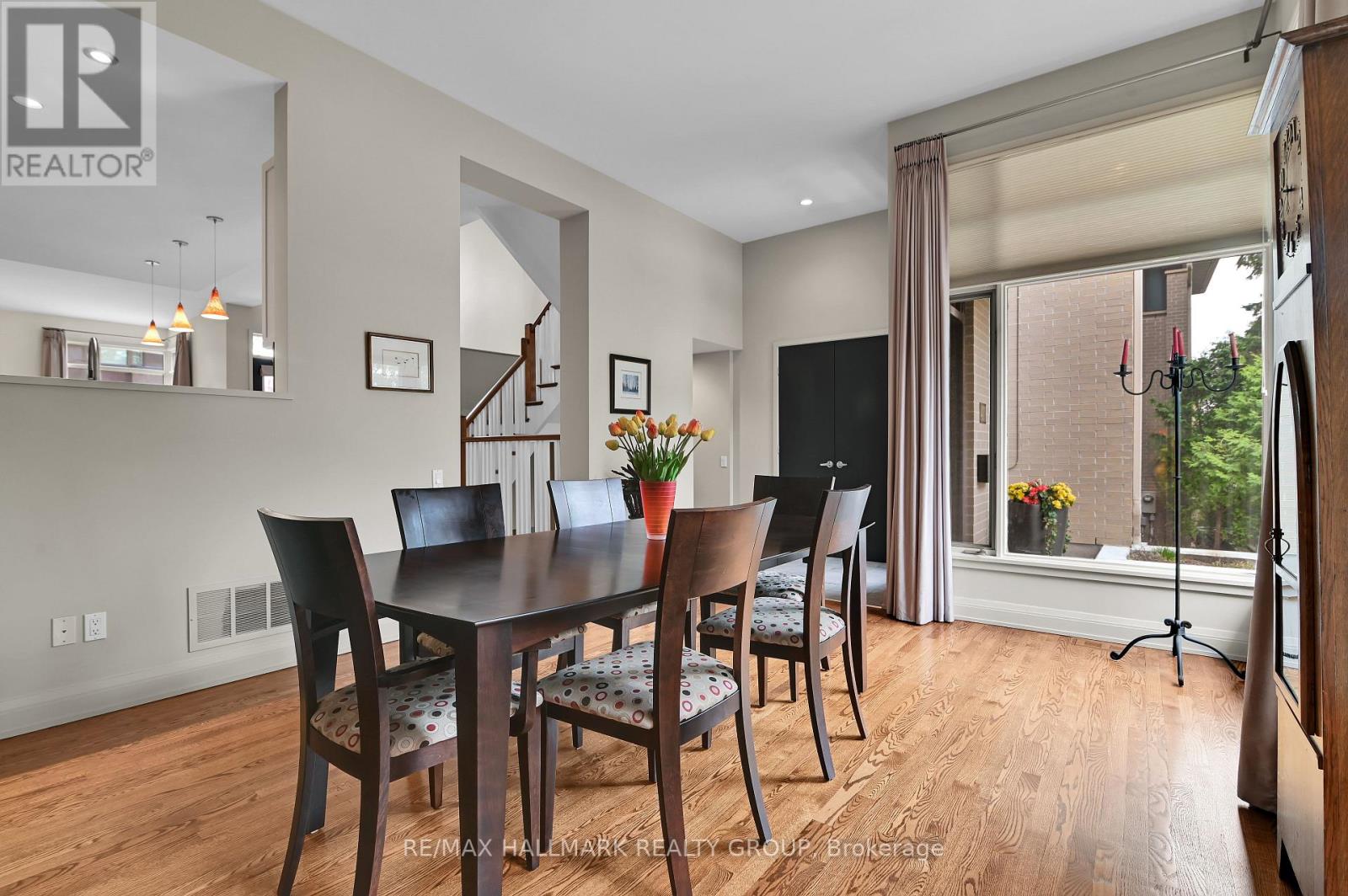 481 Melbourne Avenue, Ottawa, Ontario  K2A 1W4 - Photo 5 - X13059614