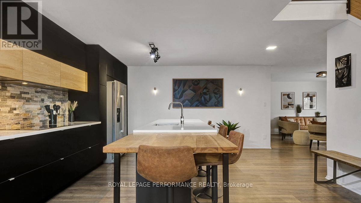 510 Foxview Place, Ottawa, Ontario  K1K 4C4 - Photo 5 - X13059638