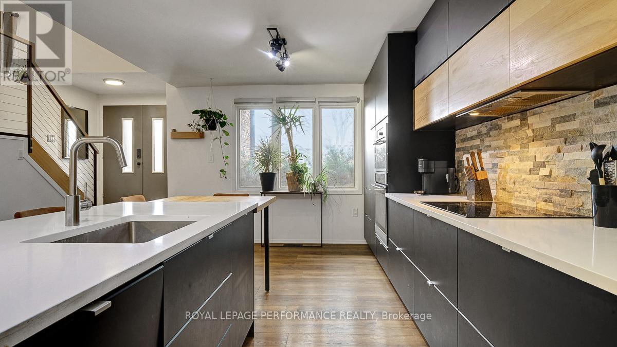 510 Foxview Place, Ottawa, Ontario  K1K 4C4 - Photo 9 - X13059638